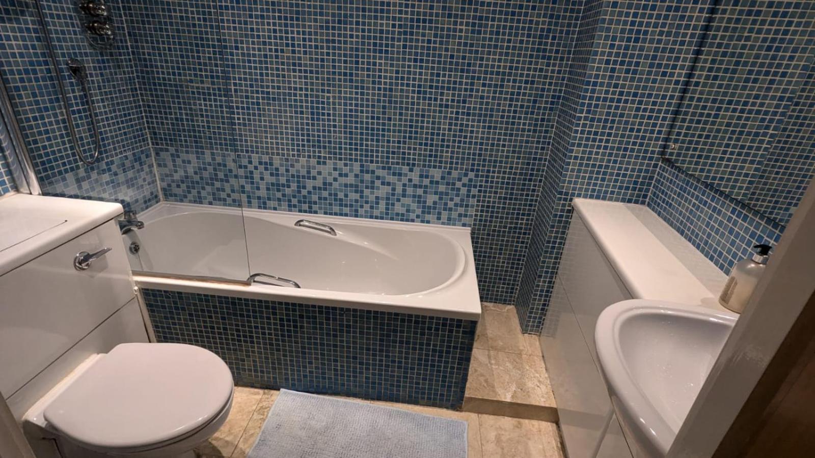 Spacious 2 Bed Apartment In Manchester City Centre エクステリア 写真